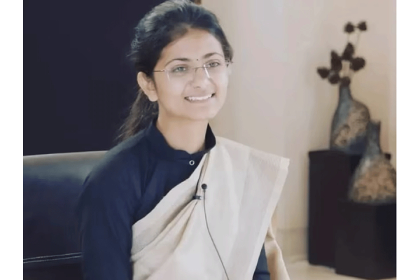 Dr Vikas Divyakirti