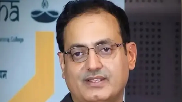 Dr Vikas Divyakirti On Sonam Raghuvanshi