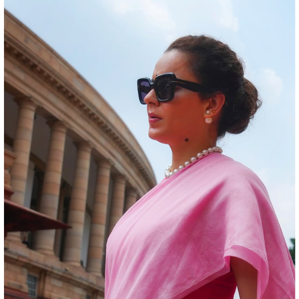 Kangana Ranaut Saree Look Kangana Ranaut Saree Look