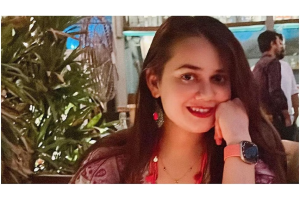 IAS Tina Dabi Salary