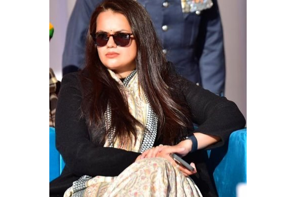 IAS Tina Dabi Salary