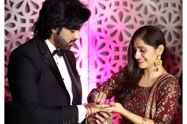 Hunar Hale Mayank Gandhi Divorce