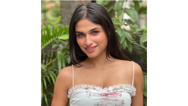 Kashish Kapoor On Cricketer Kashish Kapoor On Cricketer