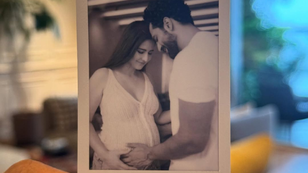 Vicky Kaushal Katrina Kaif Announces First Pregnancy