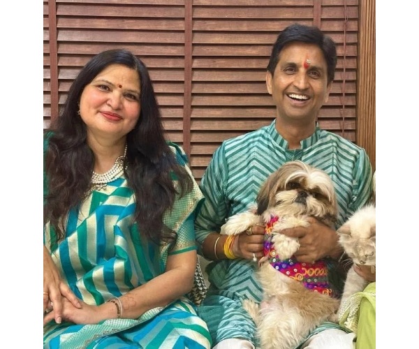 Kumar Vishwas Wife Manju Sharma Resignation