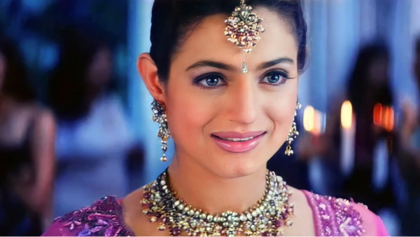 Ameesha Patel extra marital affair with married Vikram bhatt