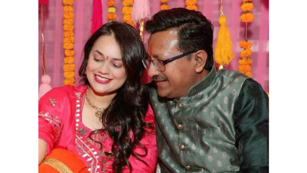 IAS Tina Dabi cosy romantic moments