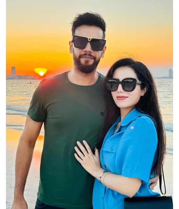 Pakistani Cricketer Wasim Imad Cheating Wife Sannia Ashfaq