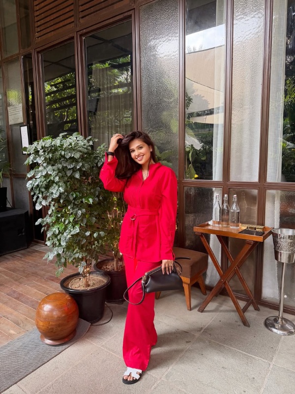 Kumar vishwas Daughter Agrata Sharma Birthday Kumar vishwas Daughter Agrata Sharma Birthday