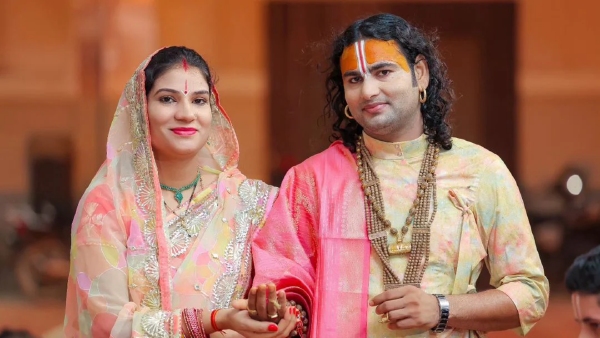 Anirudhacharya wife