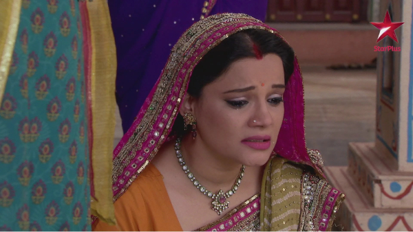 Meenakshi Bhabhi Aka Kanika Maheshwari