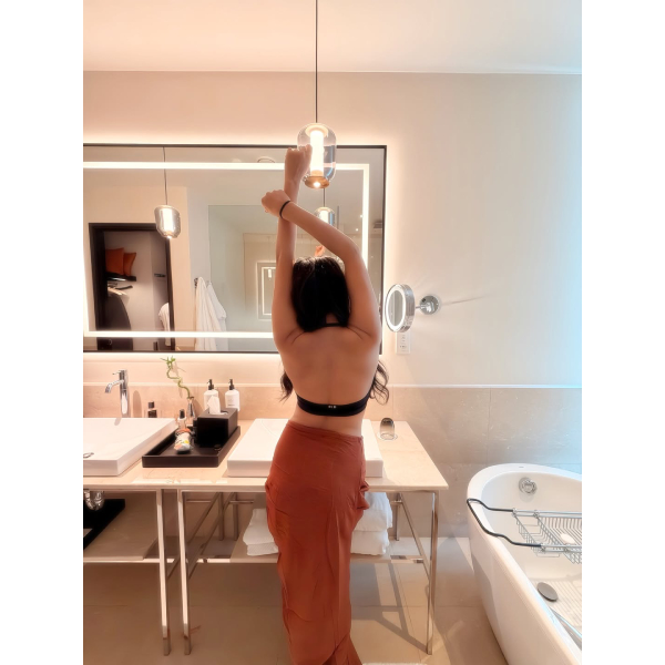 Gaurav Khanna Wife Akanksha Chamola Bold Photo Shoot