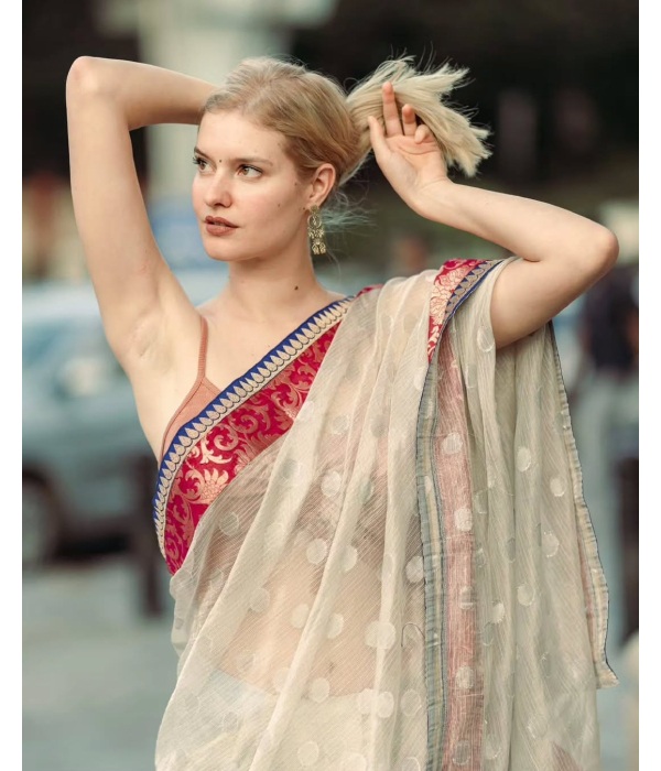 Viral German Girl In Saree Viral German Girl In Saree