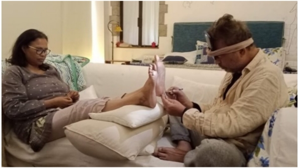 Irrfan Khan Treated His Wife Feet