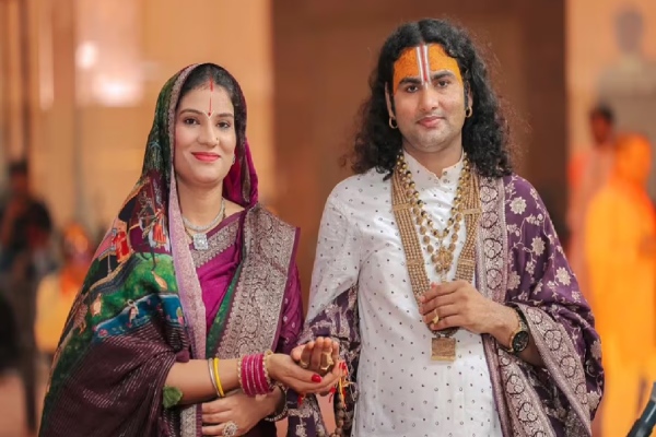Anirudhacharya Maharaj Love Story Anirudhacharya Maharaj Love Story