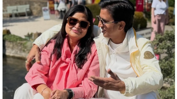 Kumar Vishwas Manju Sharma Vacation
