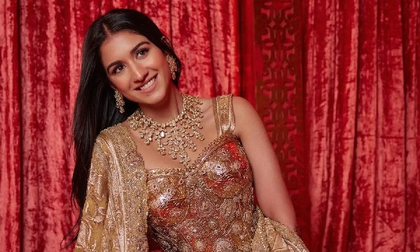 Radhika Ambani Viral Video Radhika Ambani Viral Video