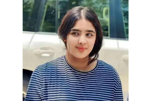 Akhilesh Yadav Dimple Yadav Daughters