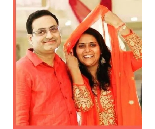 Dr Vikas Divyakirti Wife Dr Taruna Verma