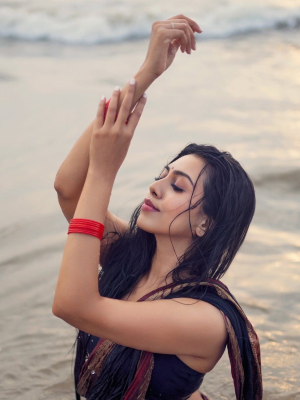 Simran khan Simran khan