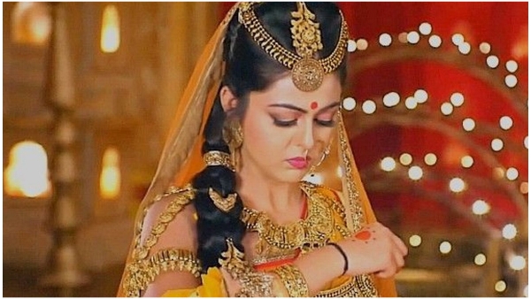 Shafaq Naaz Shafaq Naaz