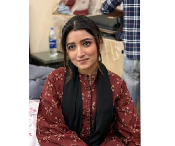 Saba Bukhari Casting Couch Saba Bukhari Casting Couch
