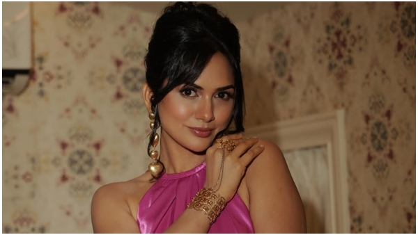 Akanksha Chamola Akanksha Chamola