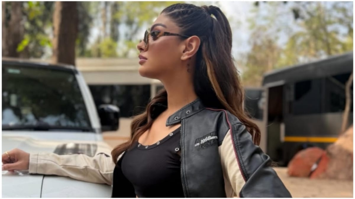Akanksha Puri claims celebrities offered money to join Neet student protest