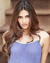 Athiya Shetty
