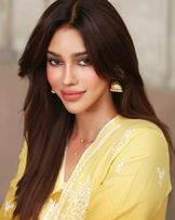 Gizele Thakral Movies | Gizele Thakral: Height, Age, Husband, Boyfriend,  Biography - Filmibeat