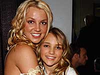 Britney with sister Jamie