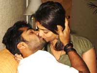 Simbu Nayan smooching leaked pictures