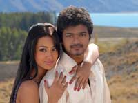 Vijay and Trisha in Kuruvi