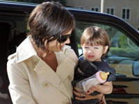 Katie Holmes with Suri