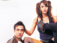 Still from Ugly Aur Pagli