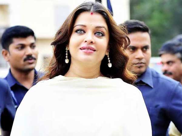 Aishwarya Rai Dazzles In White