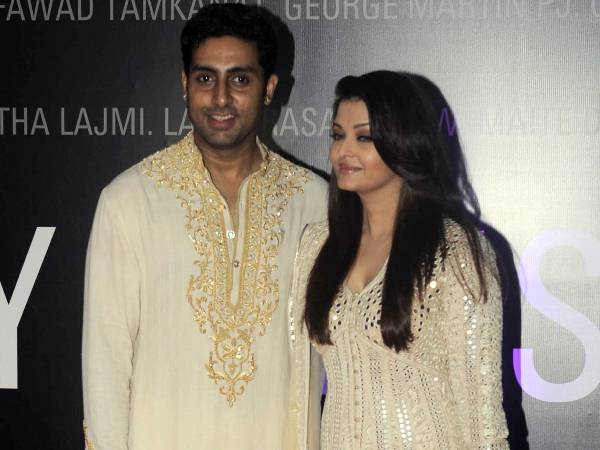 Ash-Abhi At B 70 Art Exhibition