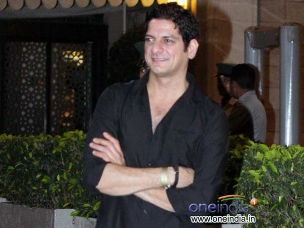 Worst Dressed - DJ Aqueel