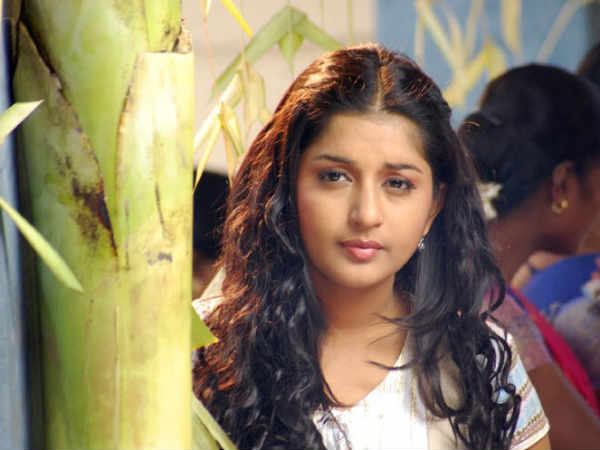 Meera, The Wife Material