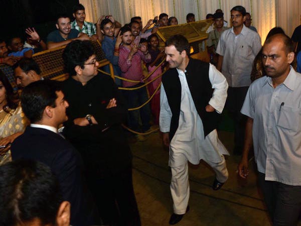 Rahul Gandhi At Dawat-E-Walima