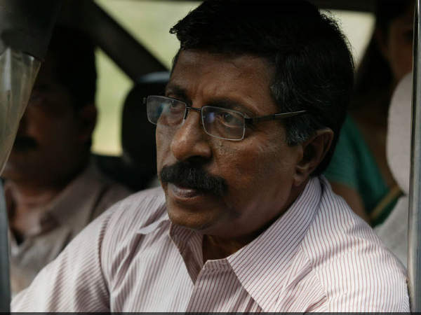 Sreenivasan Is Very Convincing Sreenivasan Is Very Convincing