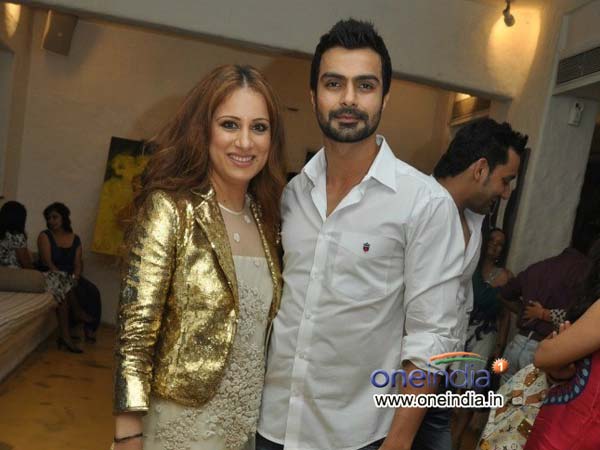 Ashmit At Art Exhibition