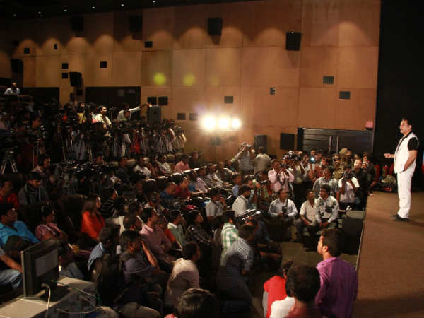 Kamal At Auro 3D Vishwaroopam Trailer Launch