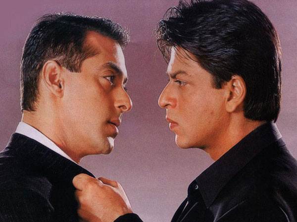 Tinselville's Two Majestic Rivals