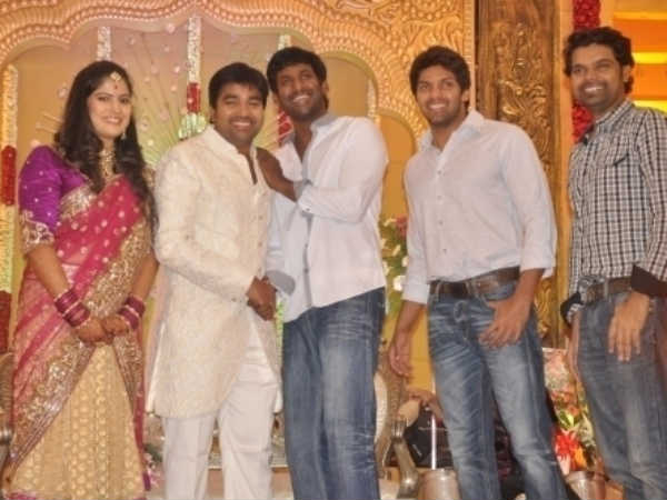 Vishal, Arya Wish The Newly Married