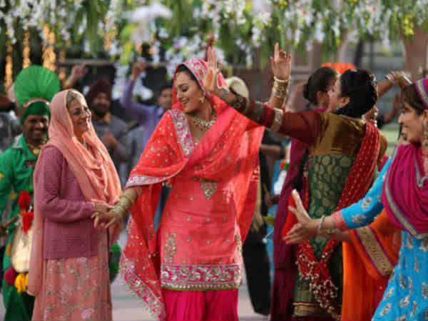 SOS - Twitter Review By Balan