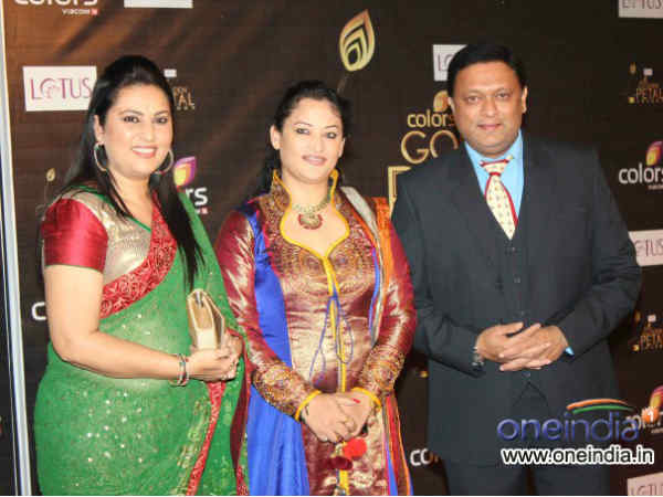 TV Celebs At Event