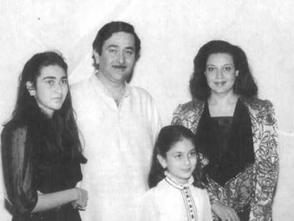 Karisma And Kareena With Their Parents