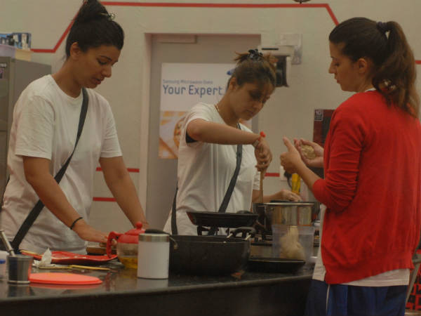 Bigg Boss 6 - Bathroom Battle