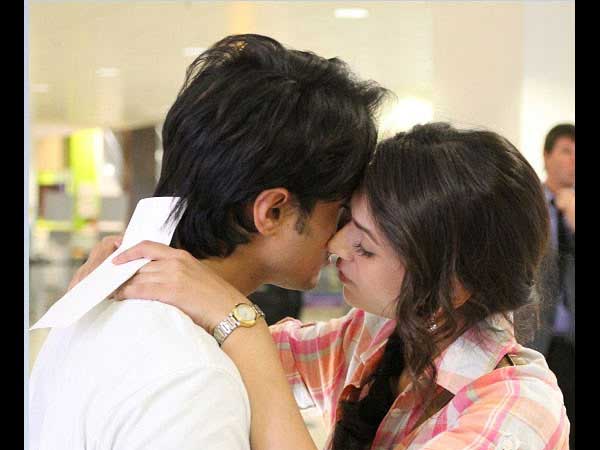Ali-Aditi Kiss